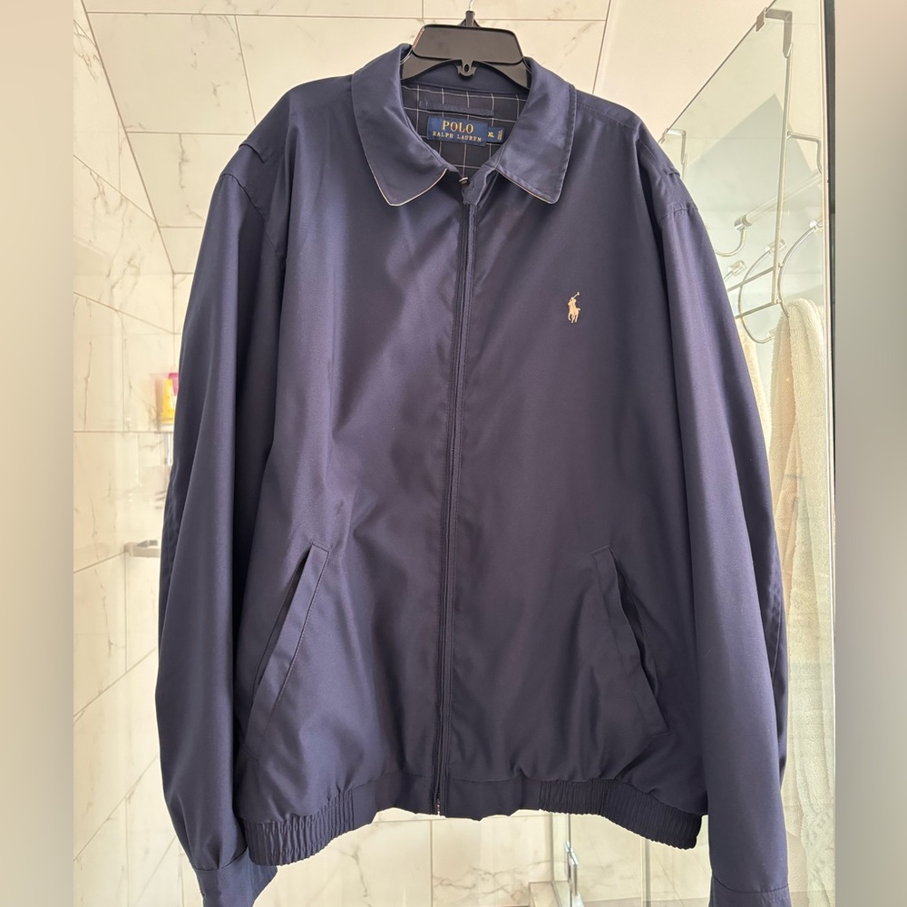 Polo Ralph Lauren Men's Navy zip up jacket with pockets